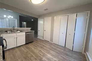 1485 Brook Meadow Cir, Lancaster, TX 75134 - Photo 10