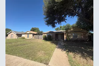 1485 Brook Meadow Circle, Lancaster, TX 75134 - Photo 2