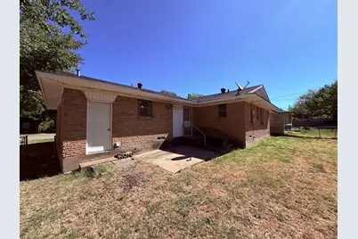 1812 W Birge Street, Sherman, TX 75092 - Photo 2