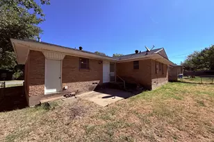 1812 W Birge St, Sherman, TX 75092 - Photo 2