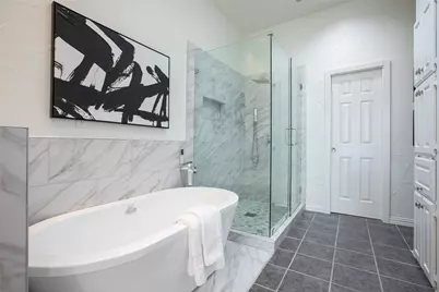 8714 Falls Road, Irving, TX 75063 - Photo 12