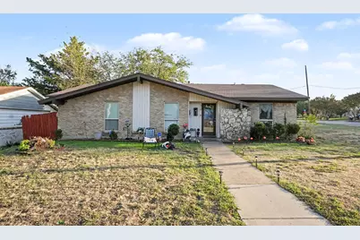 310 Blueberry Drive, Duncanville, TX 75116 - Photo 8