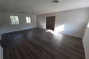 4517 Highland Lake Dr, Lake Worth, TX 76135 - Photo 2