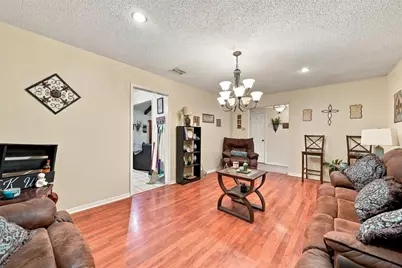 301 Brenda Drive, Hewitt, TX 76643 - Photo 8