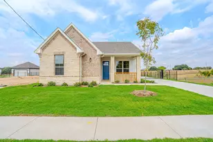 112 K St, Meridian, TX 76665 - Photo 1