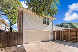 6423 Ridgemont Dr, Dallas, TX 75214 - Photo 38