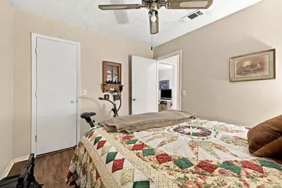 206 & 208 (202) Pecan Street, Collinsville, TX 76233 - Photo 30