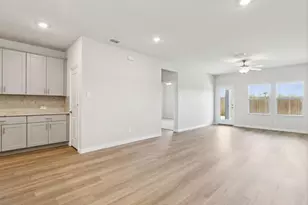 109 Greenbriar Dr, Princeton, TX 75071 - Photo 2