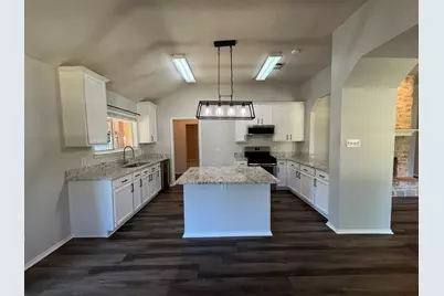 8020 Montecito Drive, Denton, TX 76210 - Photo 6