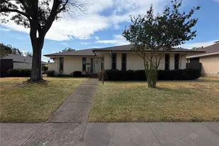 1410 Lexington Dr, Garland, TX 75041 - Photo 1