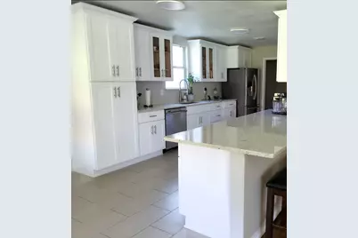 8402 Plantain Court, Arlington, TX 76002 - Photo 4