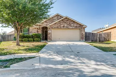 11204 Beechgrove Court, Fort Worth, TX 76140 - Photo 2