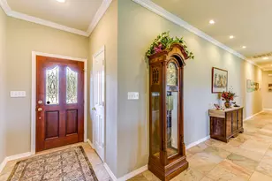 9508 Nutcracker Ct, Granbury, TX 76049 - Photo 6