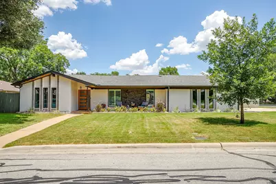 400 Glenn Drive, Hurst, TX 76053 - Photo 2