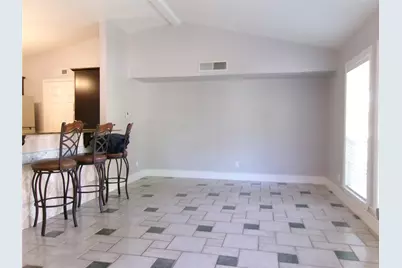 665 Stonewall Drive, Grand Prairie, TX 75052 - Photo 4