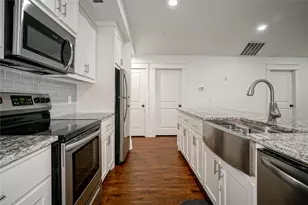 423 W Walker St, Denison, TX 75020 - Photo 8