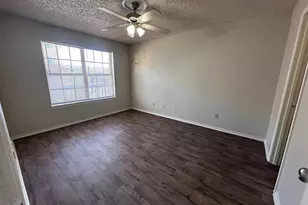 1326 S 11th St, Waco, TX 76706 - Photo 8
