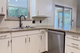1905 Jasmine St, Denton, TX 76205 - Photo 14