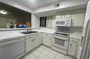 2440 Sunflower Dr, Arlington, TX 76014 - Photo 10