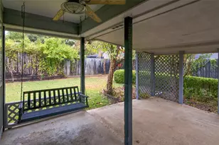 2935 Ridgewood Dr, Grapevine, TX 76051 - Photo 24