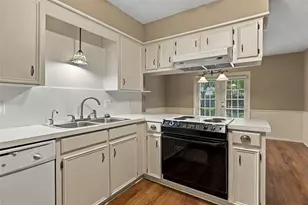 2935 Ridgewood Dr, Grapevine, TX 76051 - Photo 22
