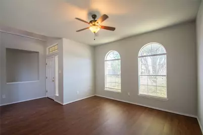 8512 Clearbrook Drive, Fort Worth, TX 76123 - Photo 6