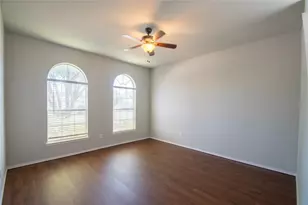 8512 Clearbrook Dr, Fort Worth, TX 76123 - Photo 4