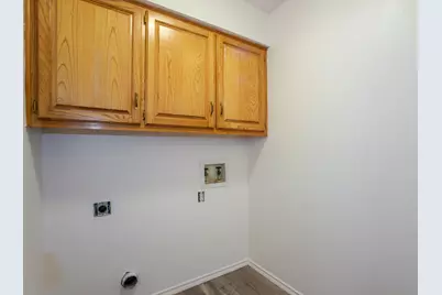 1609 W Jamestown Drive, Ennis, TX 75119 - Photo 16