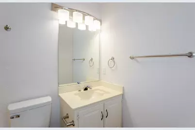 1609 W Jamestown Drive, Ennis, TX 75119 - Photo 14
