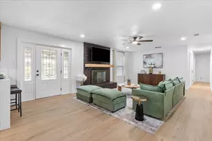 3509 W Sublett Rd, Arlington, TX 76017 - Photo 10