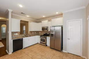 3040 Thicket Bend Ct, Fort Worth, TX 76244 - Photo 8