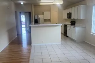 1403 Eveningcrest Ct, Arlington, TX 76002 - Photo 4