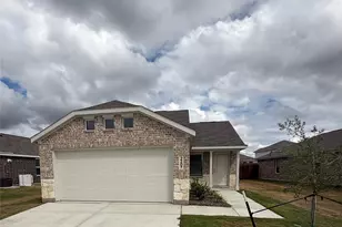2207 Neyland Dr, Ennis, TX 75119 - Photo 2