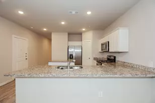 613 Sophia Wy, Lewisville, TX 75057 - Photo 6
