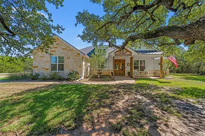 320 Kandus Cove, China Spring, TX 76633 - Photo 2