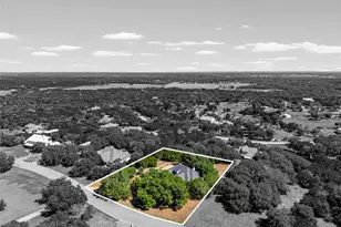 320 Kandus Cove, China Spring, TX 76633 - Photo 4