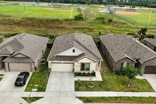 604 Bronze Forest Dr, Fort Worth, TX 76131 - Photo 34