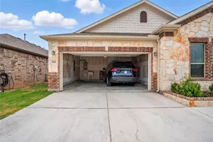 604 Bronze Forest Dr, Fort Worth, TX 76131 - Photo 30