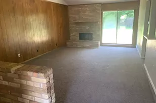 2518 Highgate Dr, Arlington, TX 76016 - Photo 2