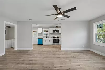4220 Ramey Avenue, Fort Worth, TX 76105 - Photo 8