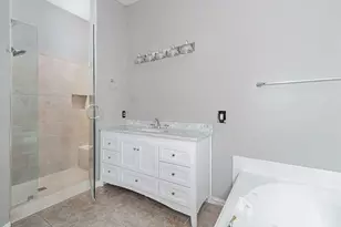 2450 Thorntree Dr, Frisco, TX 75033 - Photo 10
