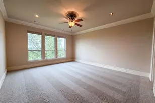 1119 Mallard Pointe Dr, Grand Prairie, TX 75104 - Photo 4