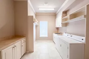 1119 Mallard Pointe Dr, Grand Prairie, TX 75104 - Photo 20