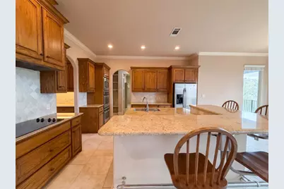 1119 Mallard Pointe Drive, Grand Prairie, TX 75104 - Photo 6