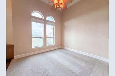 1119 Mallard Pointe Drive, Grand Prairie, TX 75104 - Photo 12