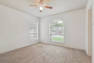 2320 Georgetown Drive, Denton, TX 76201 - Photo 4