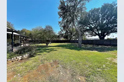 713 Spring Street, Granbury, TX 76048 - Photo 24