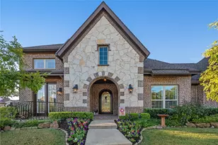 101 Stillwater Cir, Colleyville, TX 76034 - Photo 2