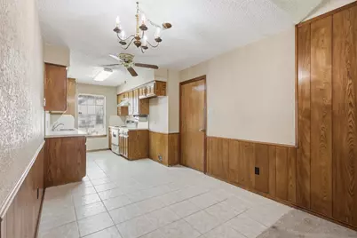 613 Main Street, Roanoke, TX 76262 - Photo 12