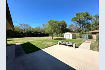 1101 Hillcrest, Denton, TX 76201 - Photo 12